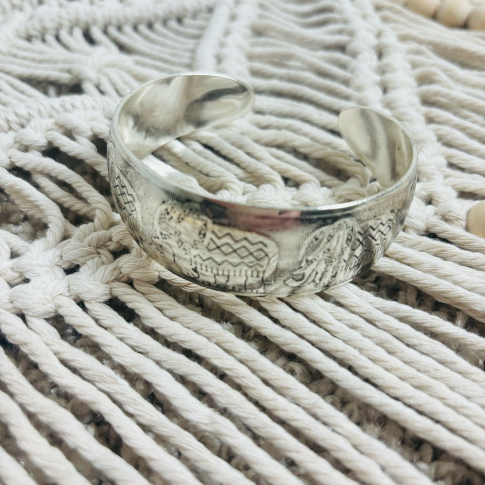 Silver tone Elephant Print Cuff